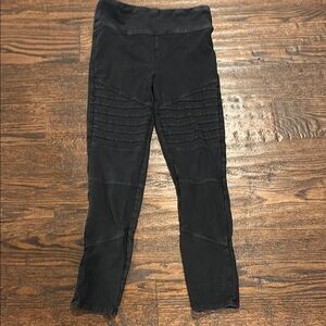 Girl’s Black leggings